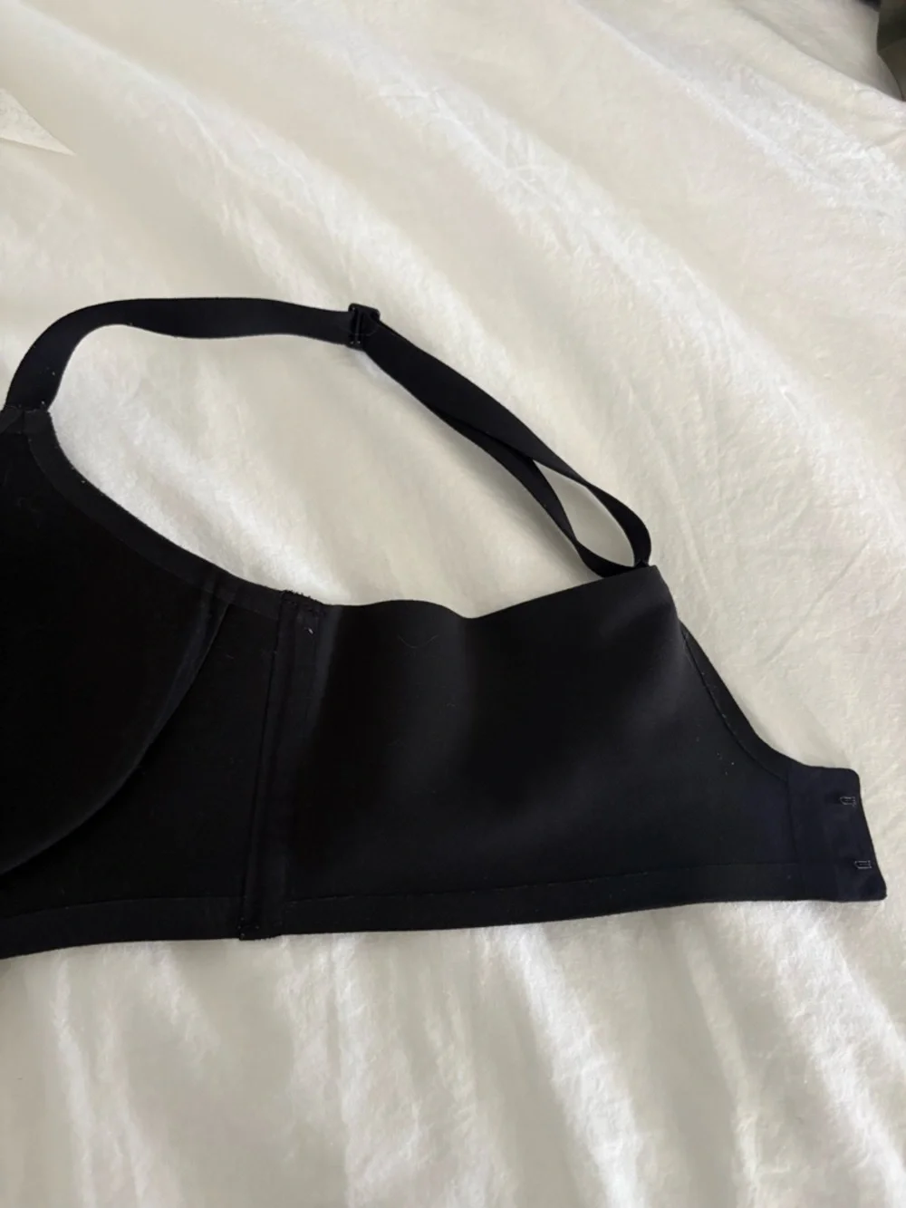 SMOOTHEZ Bra-ish Wireless Bralette - Medium - Picture 13 of 13